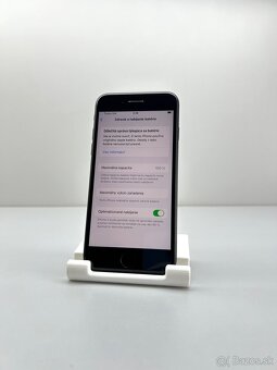 iPhone SE NOVÁ BATÉRIA 100% ZDRAVIE - 15