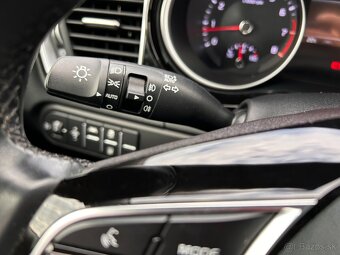 Kia CEED SW 1,5 T-GDi M6 GOLD+LED+NAVI - 15