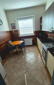 Na prenájom zariadený svojpomocný byt /93m2/ s garážou, KN - 15