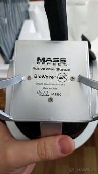 Mass Effect – Illusive Man Statue - 15