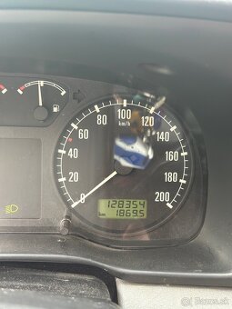 Škoda Octavia 1.9 SDI (r. 2000) - 15