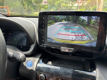 Toyota yaris cross awd hybrid - 15