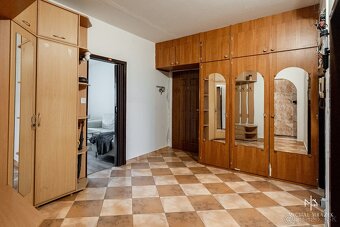 Ponúkame Vám exklizívne na predaj 4i byt po čiastočnej rekon - 15