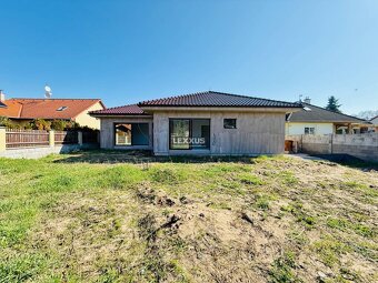 | priestranná novostavba s vysokým technologickým štandardom - 15