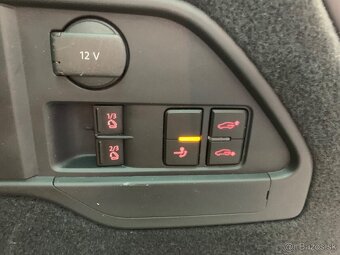 Volkswagen Touareg 3.0 V6 TDI 245k, 180kW - 15