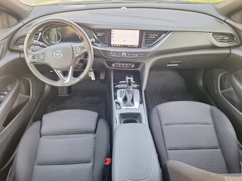 Opel Insignia - 15