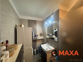 KLIMATIZOVANÝ,nadštandardný 3 izbový byt so šatníkom, pri Ka - 15