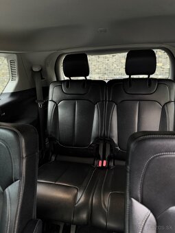 Jeep Grand Cherokee 6 miestny - 15