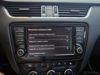 Škoda Octavia Combi 2.0 TDI DSG F1 Style ACC DVD Canton Weba - 15
