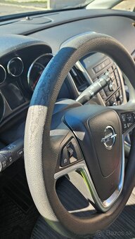 Opel Astra 2011 - 15