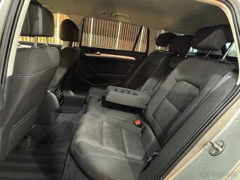 Volkswagen Passat Variant 2.0 TDI Comfortline - 15