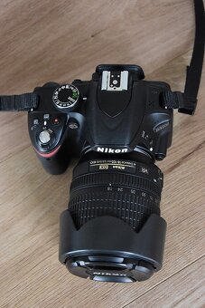 Nikon d3200 s VR AF 18-105 + brasna - nafotene 4 tisic.snim. - 15