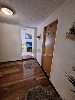 2 DOMY ZA CENU 1 s pozemkom o rozlohe 684m2 – TREBIŠOV - 15