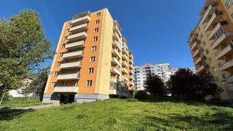 NA PRENÁJOM 2i byt s garáž. státím na ul. Východná, Trenčín - 15