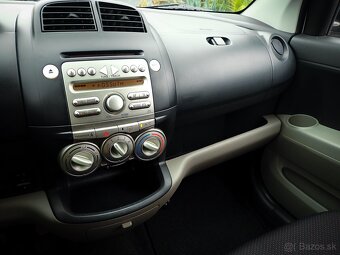 DAIHATSU SIRION 4x4 - 1.3benzin-67 tis km -KLIMA, 5 dverove - 15