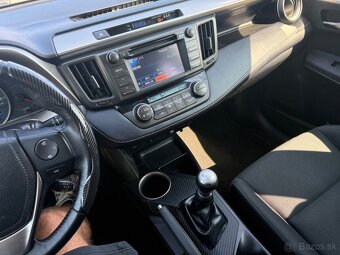 Toyota RAV4 2.2 l D-4D Premium - 15