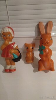 Predám RETRO šamlík, ruksak,stolička, poháre, pískacie hračk - 15