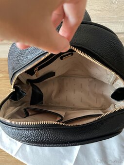 Guess Haidee ruksak - 15