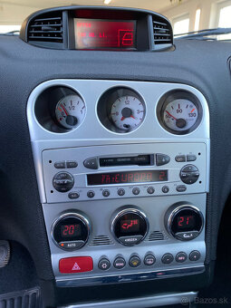 Alfa Romeo 1.9 JTD PROGRESSION - 15