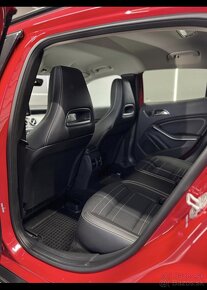 Mercedes-Benz GLA 200d 4MATIC AMG – TOP stav - 15