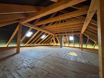 Jablonové: 4-izbový RD - 15