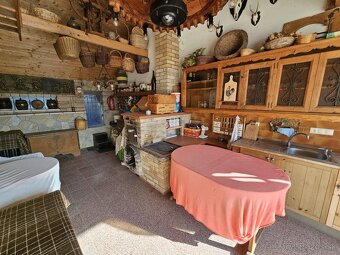 Predaj dvoch rodinných domov na pozemku 988m2 - Višňové - 15