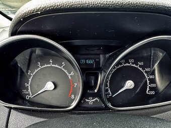 Ford EcoSport Benzín 92kW 2016 - 15