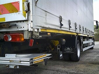 IVECO EUROCARGO 120 E25 E6 Valník + plachta + hydraulické če - 15