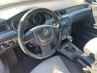 Škoda Superb - 15