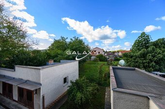 Priestranný 6-izbový rodinný dom na predaj – Radzovce - 15