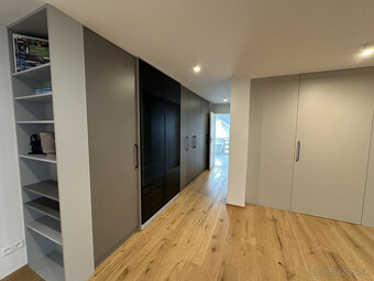 Exkluzívny 4-izbový byt na prenájom - 15