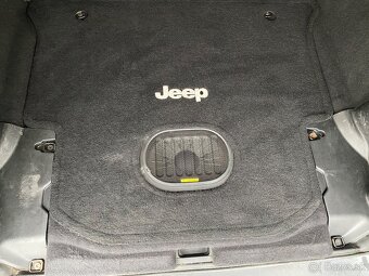 JEEP WRANGLER RUBICON 2.8 CRDi A/T , r.v.2015 - 15