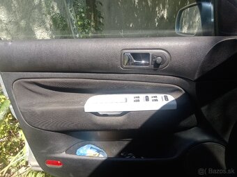 Rozpredám golf 4 1.9tdi 66kw r.v.2001 - 15