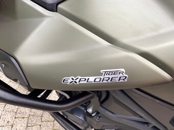 Triumph tiger - 15
