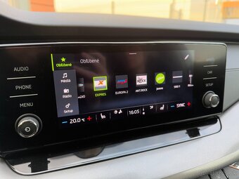 Škoda Octavia Combi 2.0 SCR TDi STYLE 85kW VIRTUAL COCPIT - 15