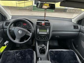 Volkswagen Golf 1.6 FSI - 15