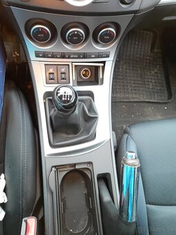 Mazda 3,  R. 2010, 2.2 MZR-CD, 136KW, čierna metalýza - 15