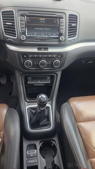 Volkswagen Sharan 2.0 TDI BMT Highline 4MOTION - 15