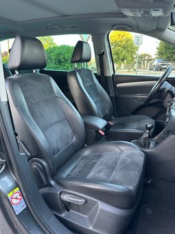 Volkswagen Sharan Highline, 2.0 CR 103 kW 7/2011,  alcantara - 15