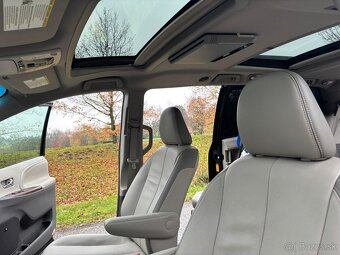 Sienna 3.5 V6 4WD automat 7 místné - 15