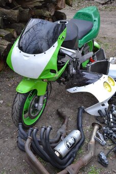 Kawasaki ZXR 750L - 15