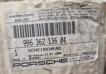 Disky Porsche R18 BBS 996.362.136.04 a BBS 996.362.142.11 - 15