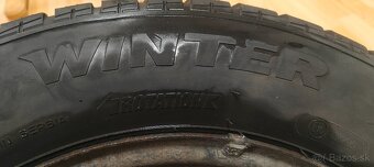 Predám 4 zimné pneumatiky s diskami Škoda octavia 2 - 15