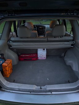 MAZDA TRIBUTE V6 - 15