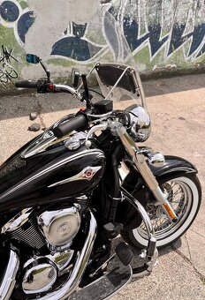 Kawasaki VN900 Vulcan Classic Special Edition - 15