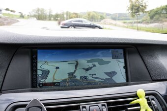 BMW Rad 5 F10 535i A/T - 15
