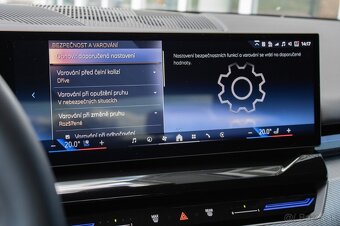 BMW Rad 5 520d mHEV xDrive A/T - AJ NA SPLÁTKY - 15