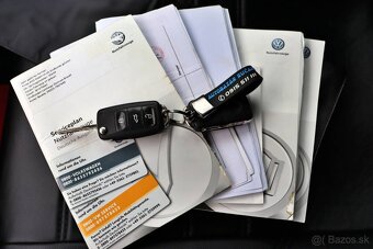 Volkswagen T6 Caravelle 2.0 TDI LR Trendline - 15