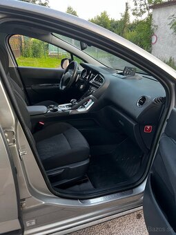 Peugeot 3008 2.0HDI Hybrid - 15