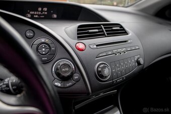 Honda Civic 1,4i-VTEC 73kW - 15